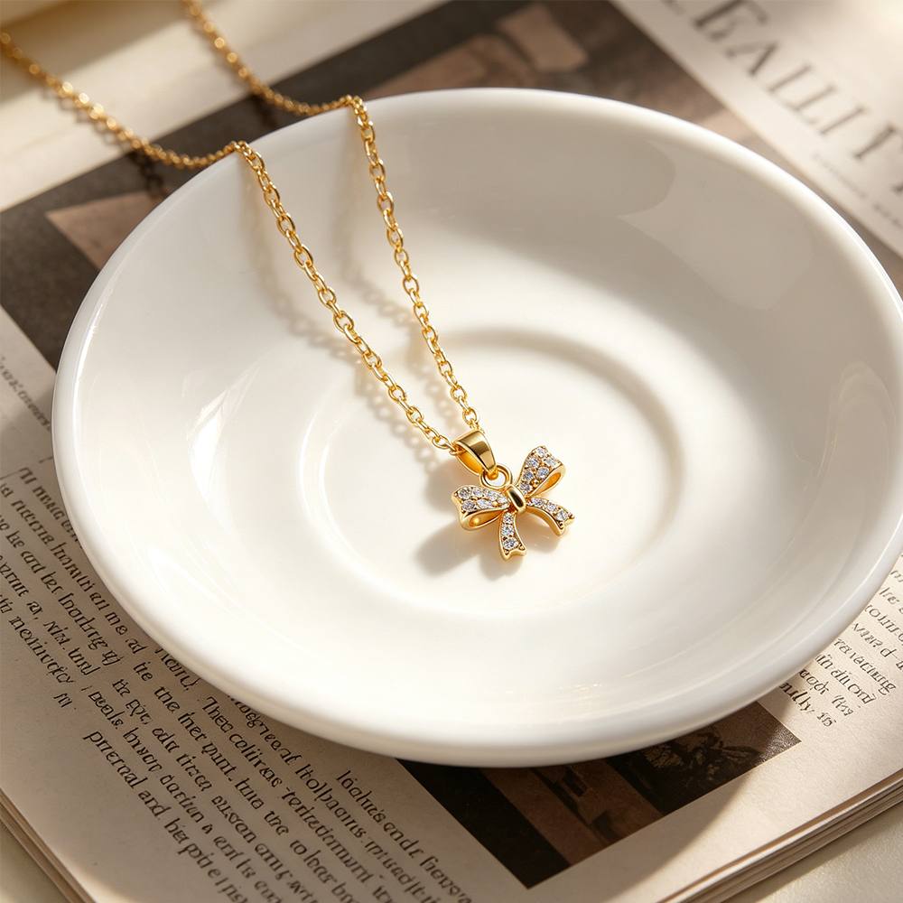 Bow Pendant Necklace with High - огляд і ціна Eve Jewelry & Watches Distribuidor Oficial Rolex Buenos Aires