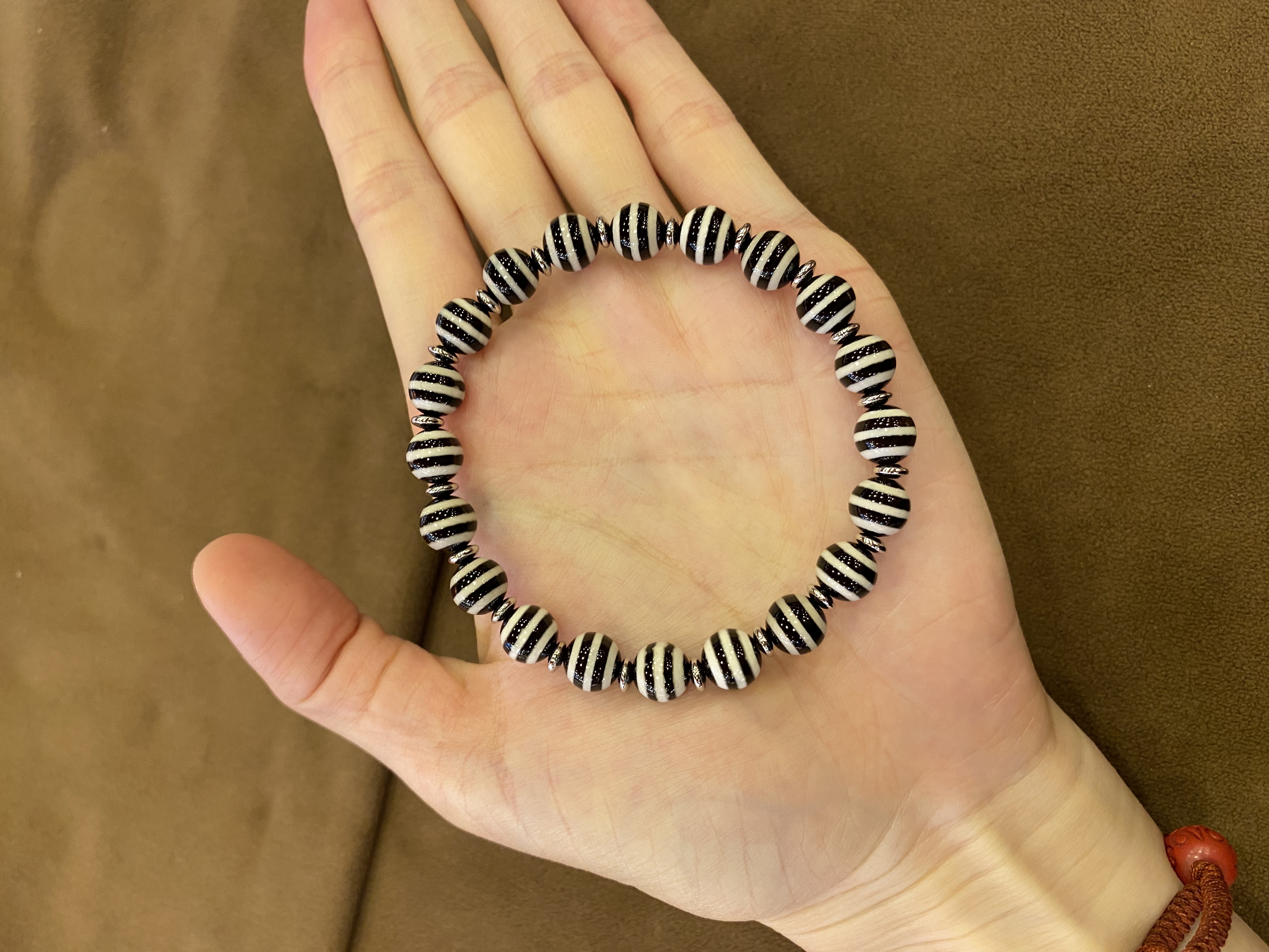 Black & White Striped Agate Br - огляд і ціна Fine Jewelry & Watches Photos