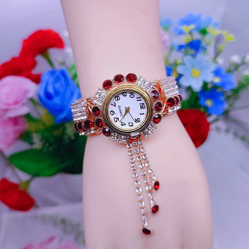 New Fashion Watches For Woman  - огляд і ціна Jewelry Watches Vintage